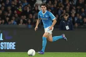 手感火热！小巴里·布朗首节3记三分球轰下11分1板1助1断