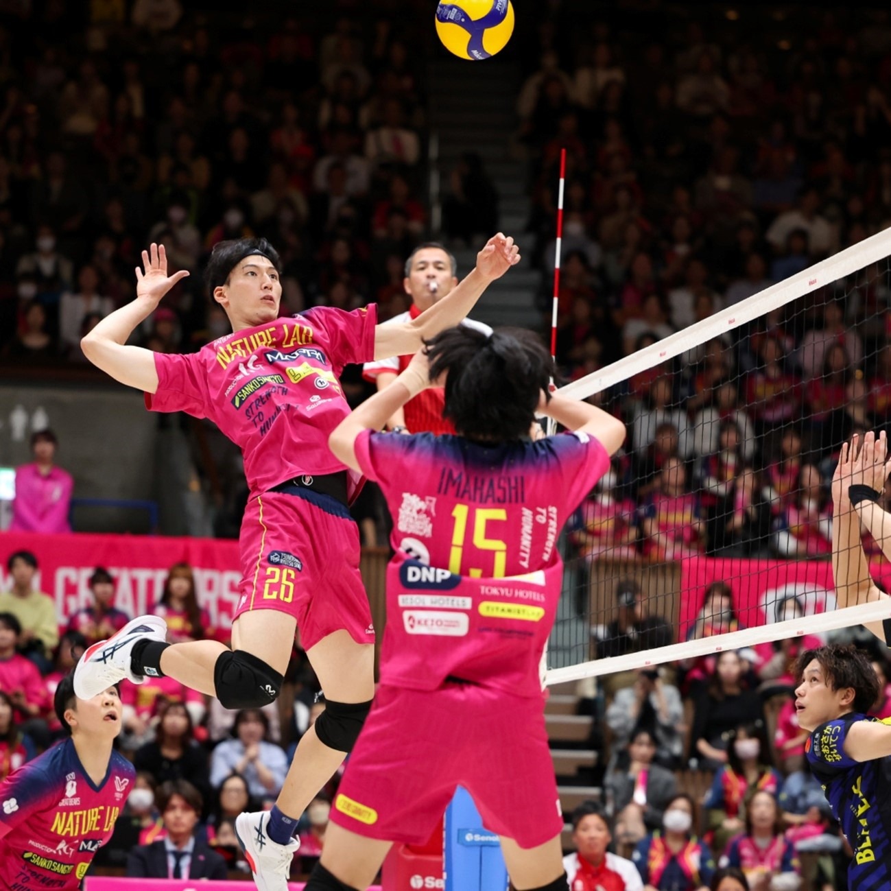 鲁媒：相比外教，韩鹏最大优势是对泰山的信仰以及积累的威望